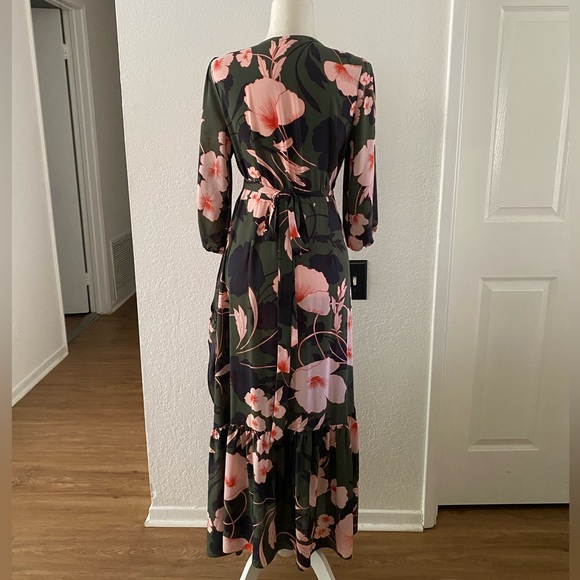Bar III Green Floral Wrap Style Women’s Maxi Dress✨ - Picture 4 of 9